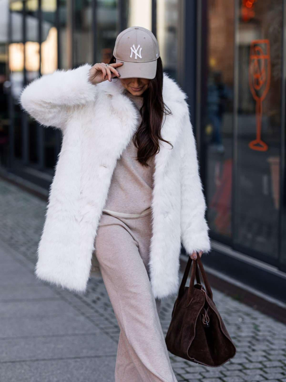 Γούνα Frank Εκρού